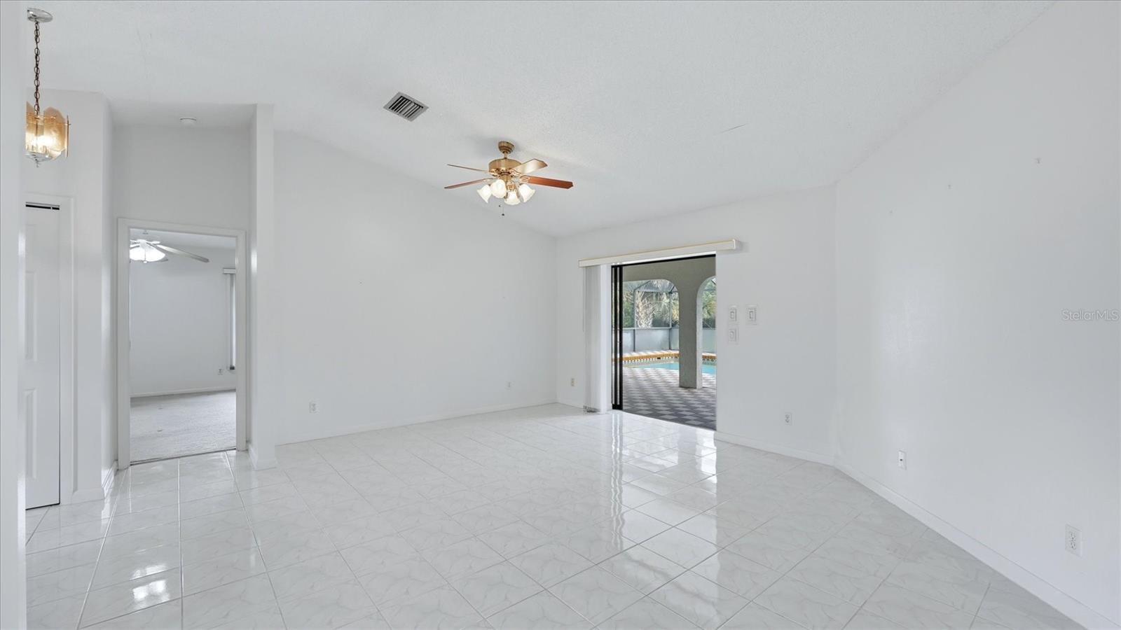 Image 9 of 64 For 22545 Quasar Boulevard