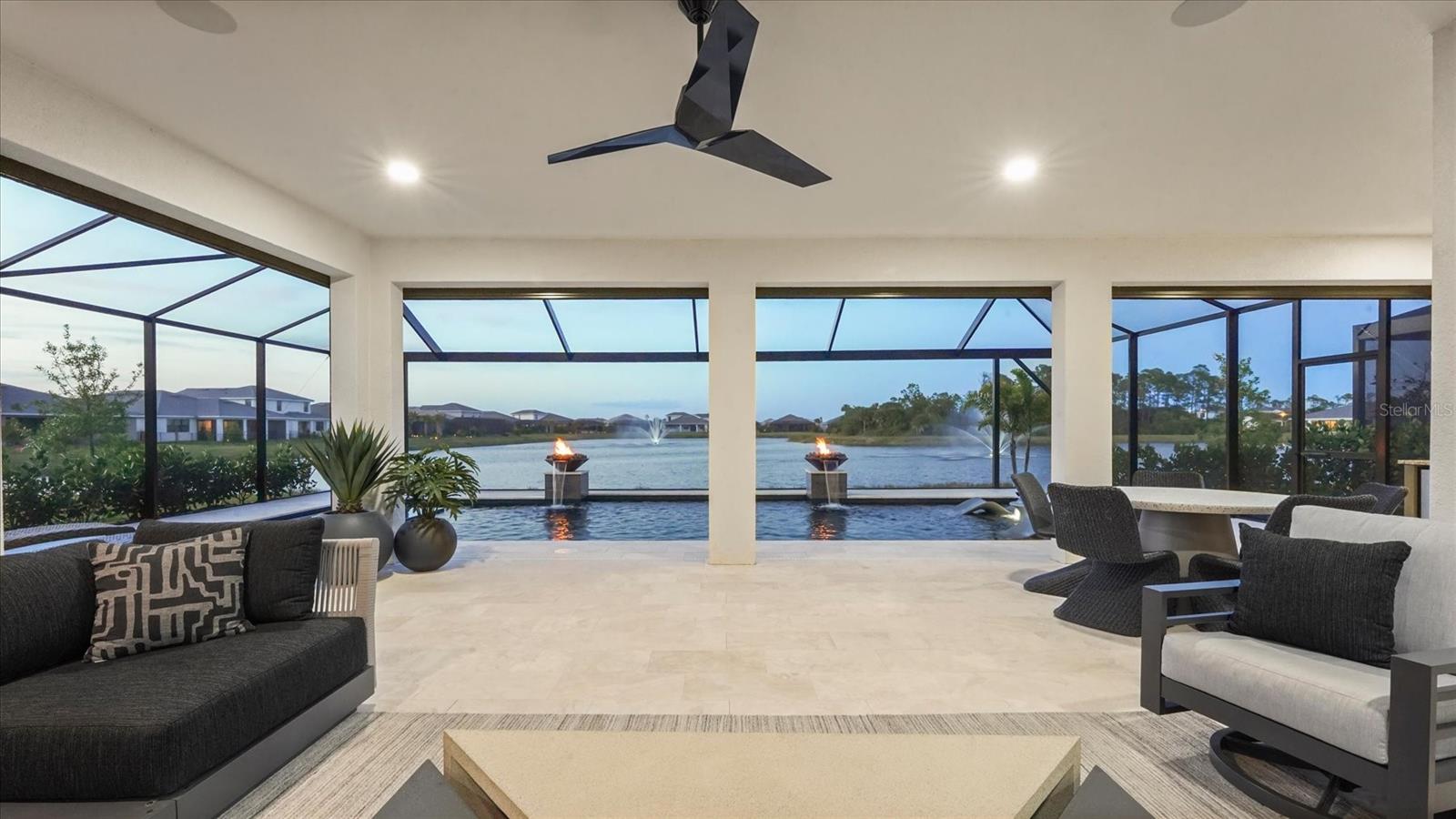 Image 16 of 96 For 12866 Pinnacle Lane