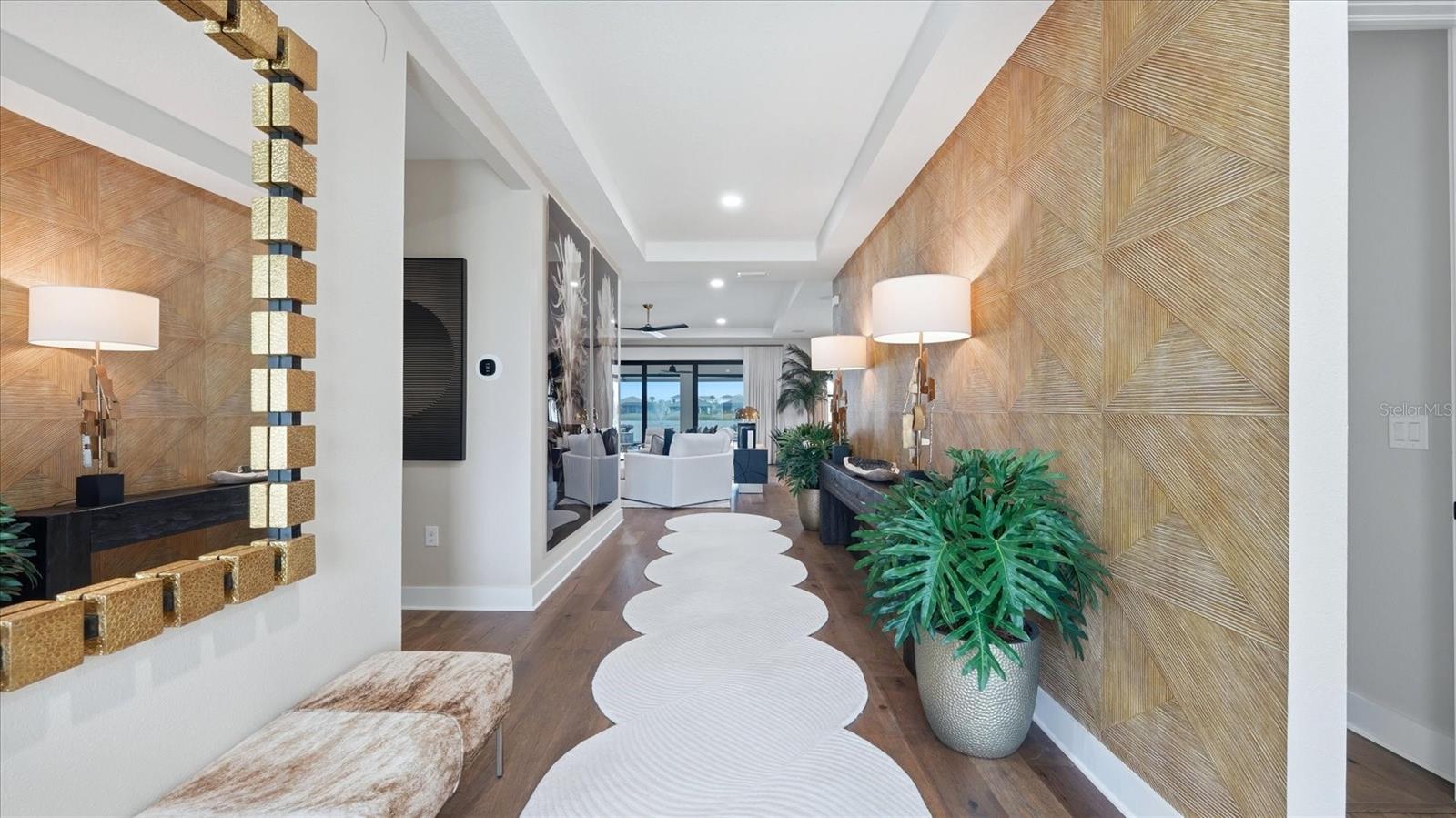 Image 20 of 96 For 12866 Pinnacle Lane