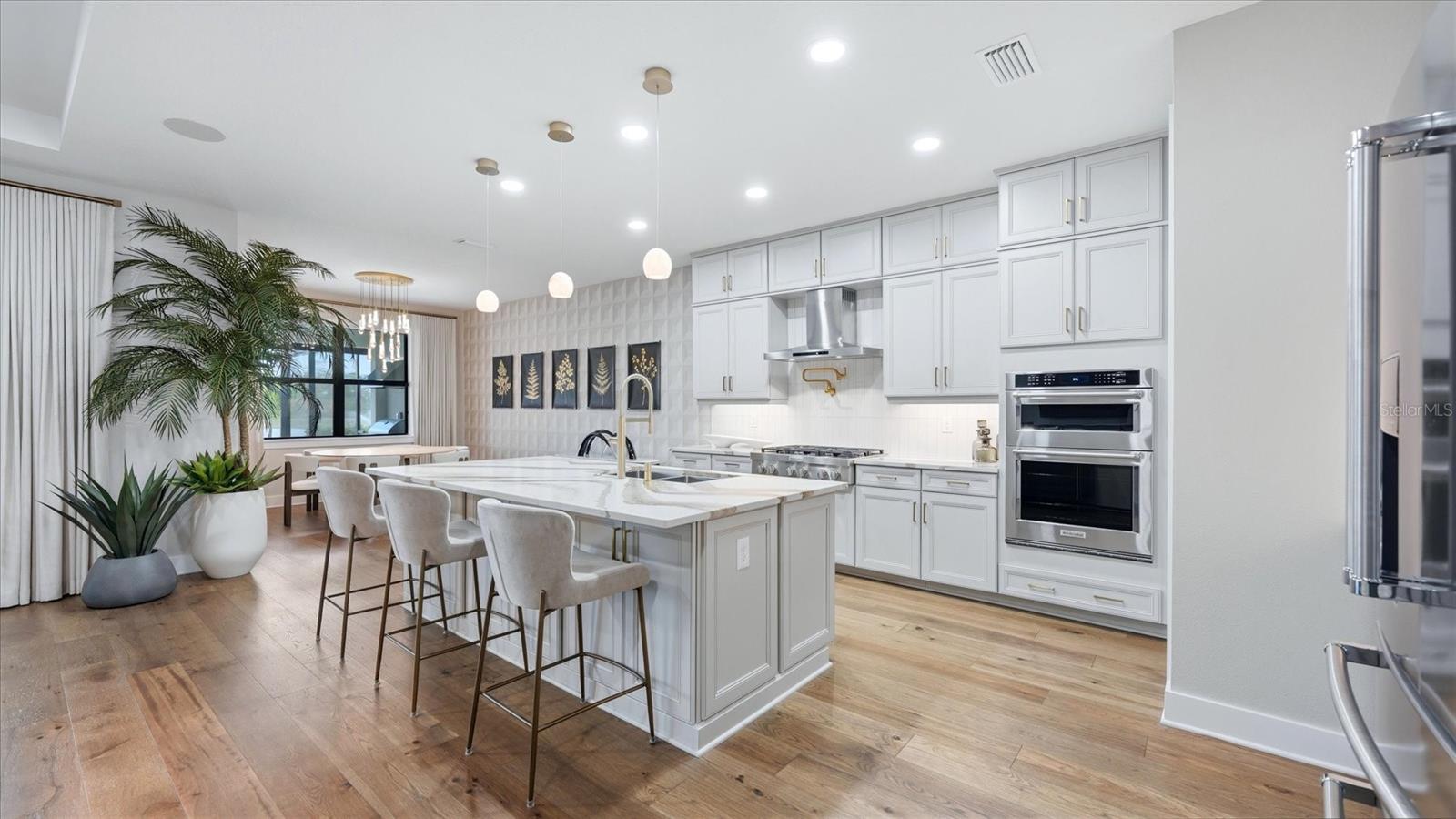 Image 43 of 96 For 12866 Pinnacle Lane