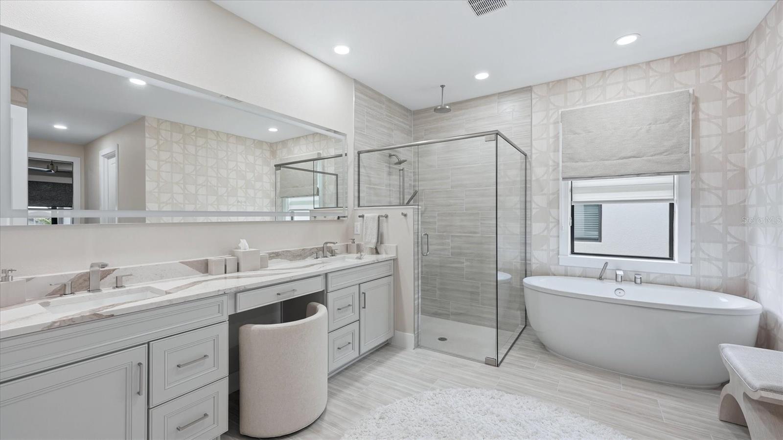 Image 54 of 96 For 12866 Pinnacle Lane