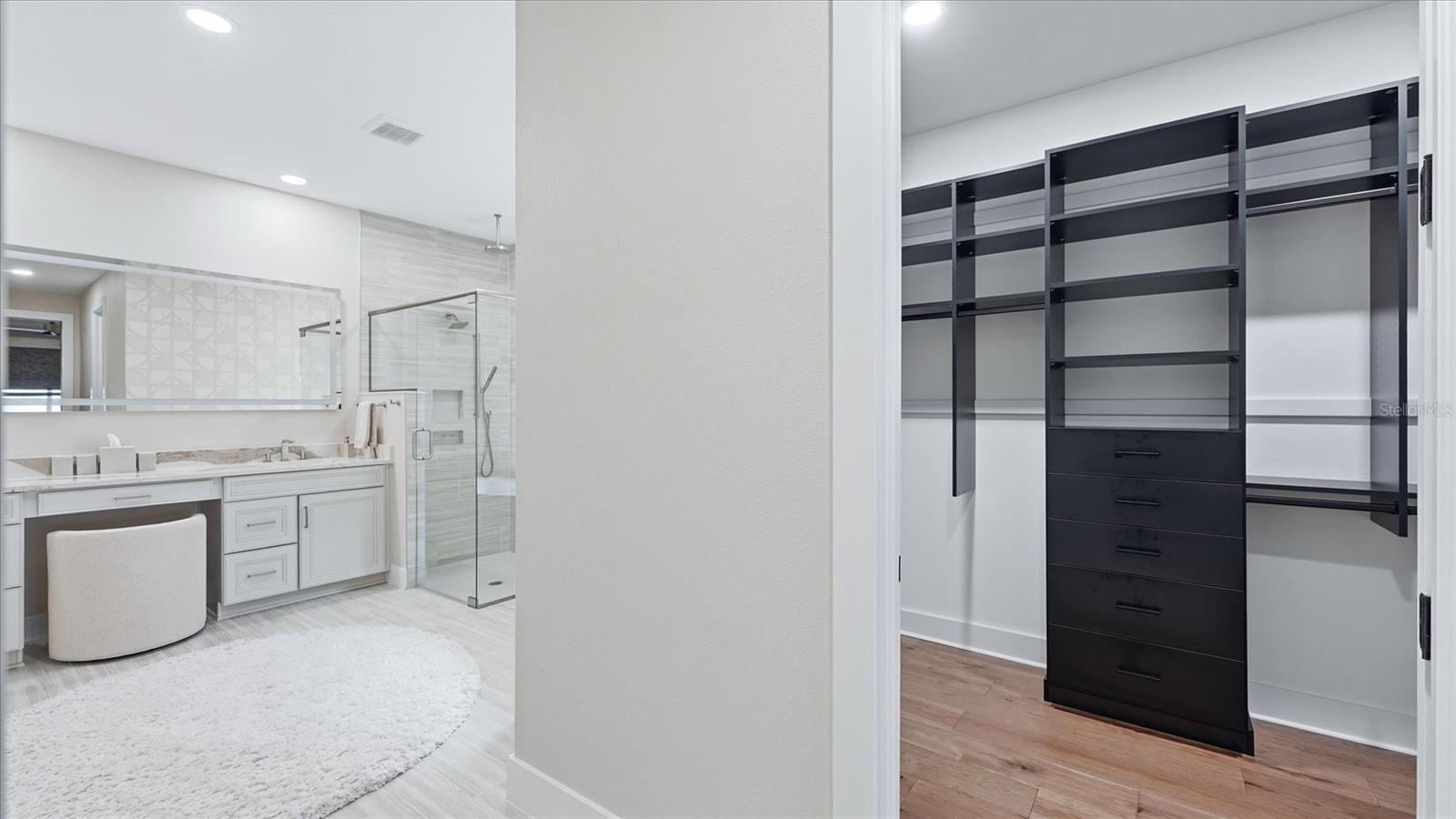 Image 57 of 96 For 12866 Pinnacle Lane