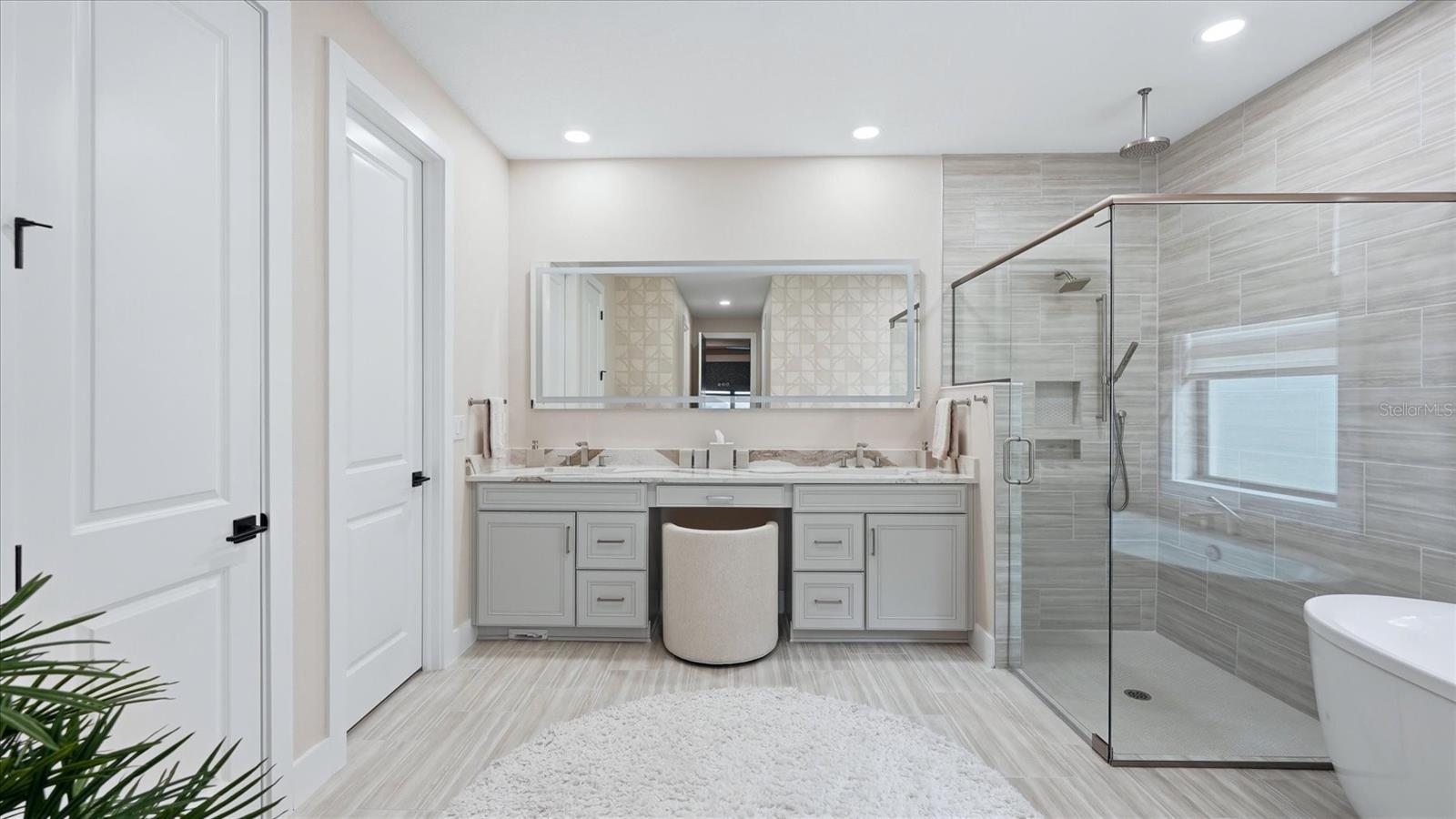 Image 58 of 96 For 12866 Pinnacle Lane