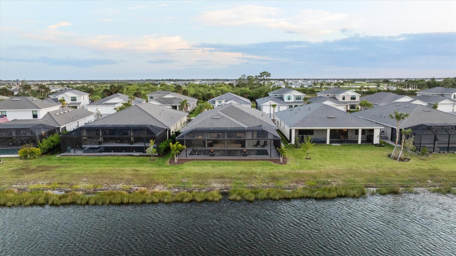 Image 70 of 96 For 12866 Pinnacle Lane