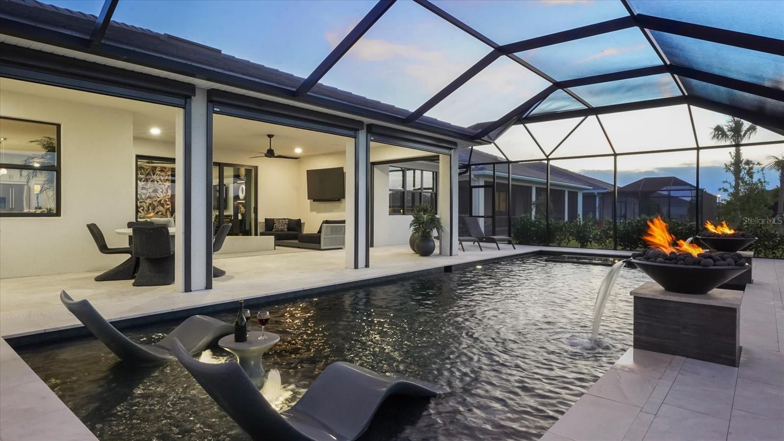 Image 8 of 96 For 12866 Pinnacle Lane