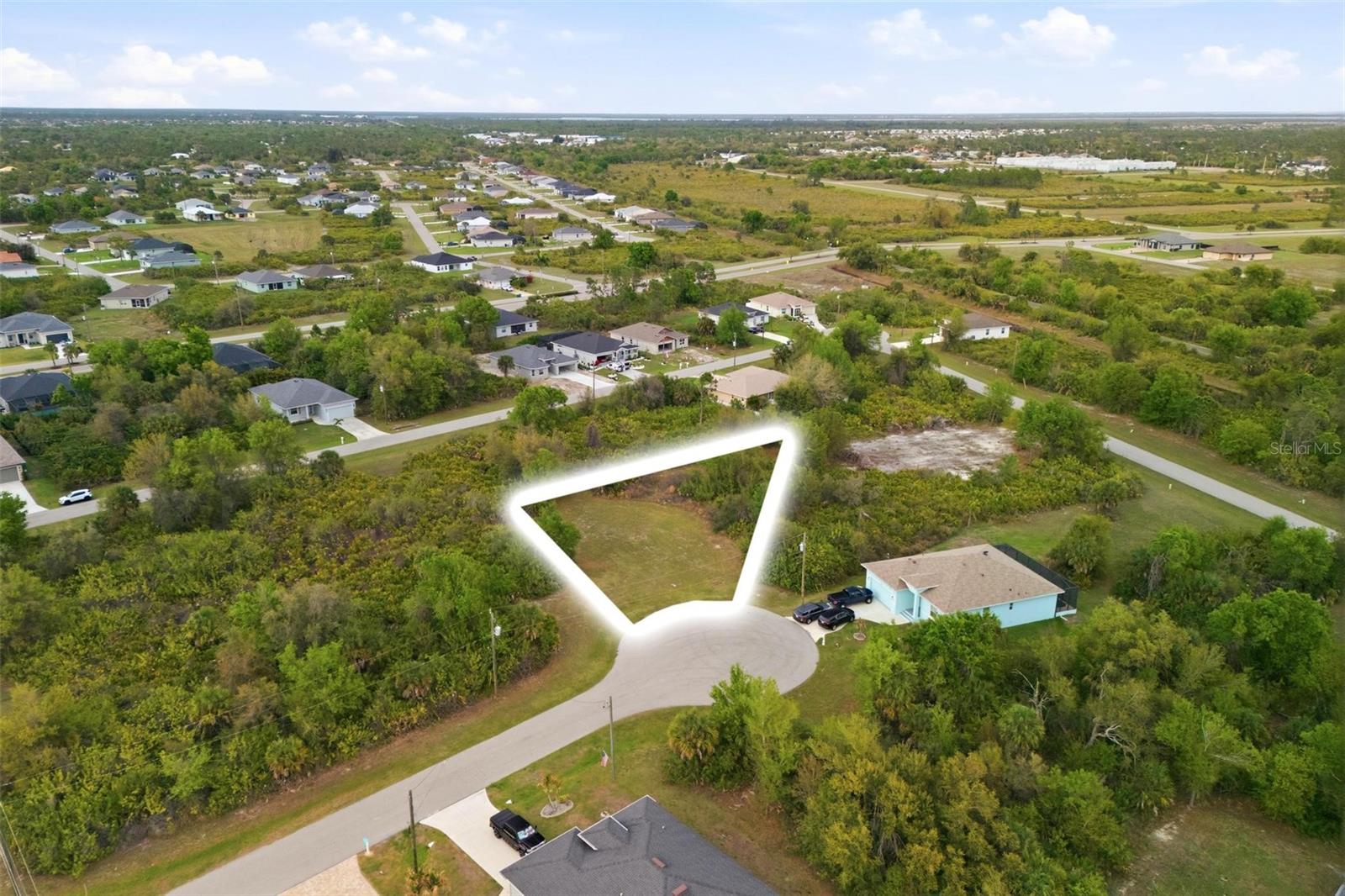 Image 2 of 11 For 118 Delway Way