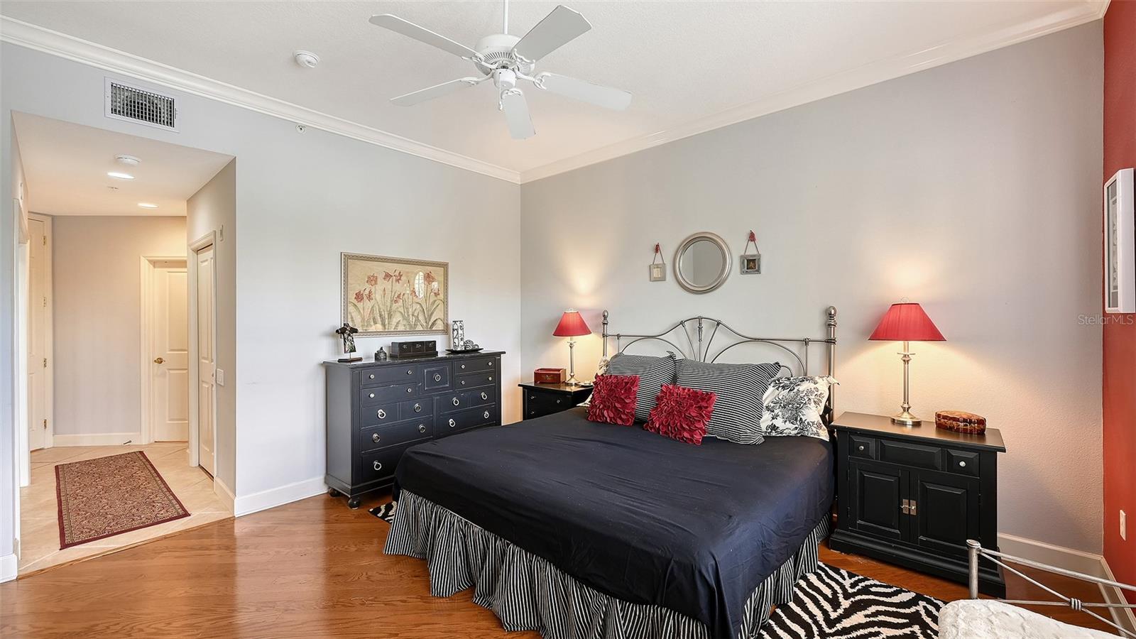 Image 18 of 49 For 5255 Bouchard Circle 102