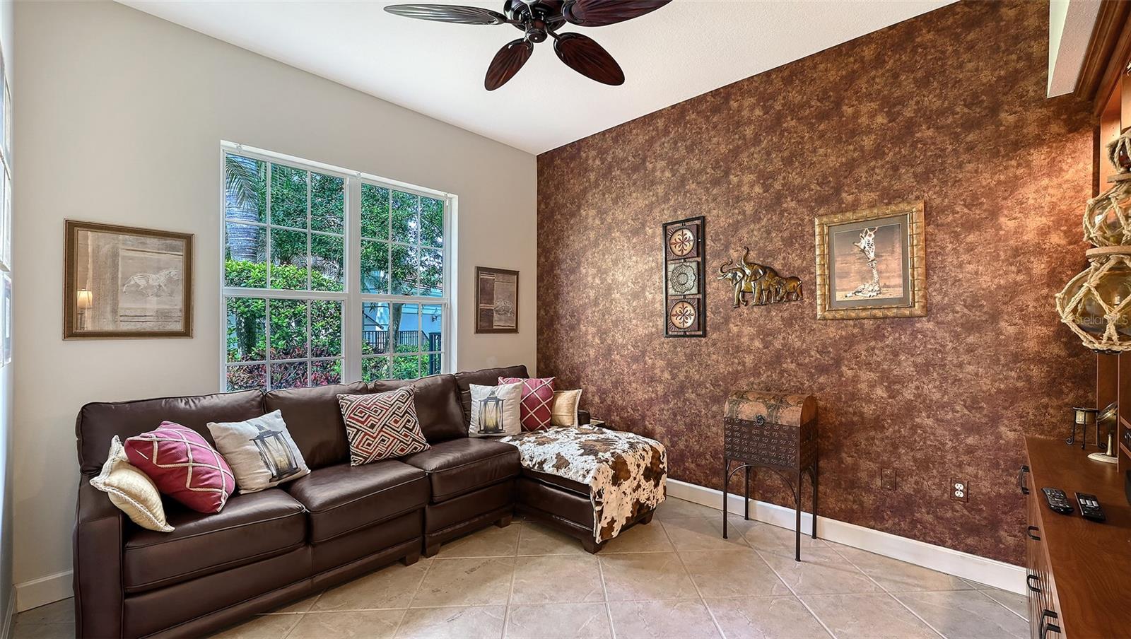 Image 22 of 49 For 5255 Bouchard Circle 102