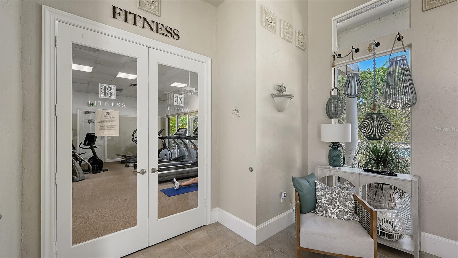 Image 40 of 49 For 5255 Bouchard Circle 102