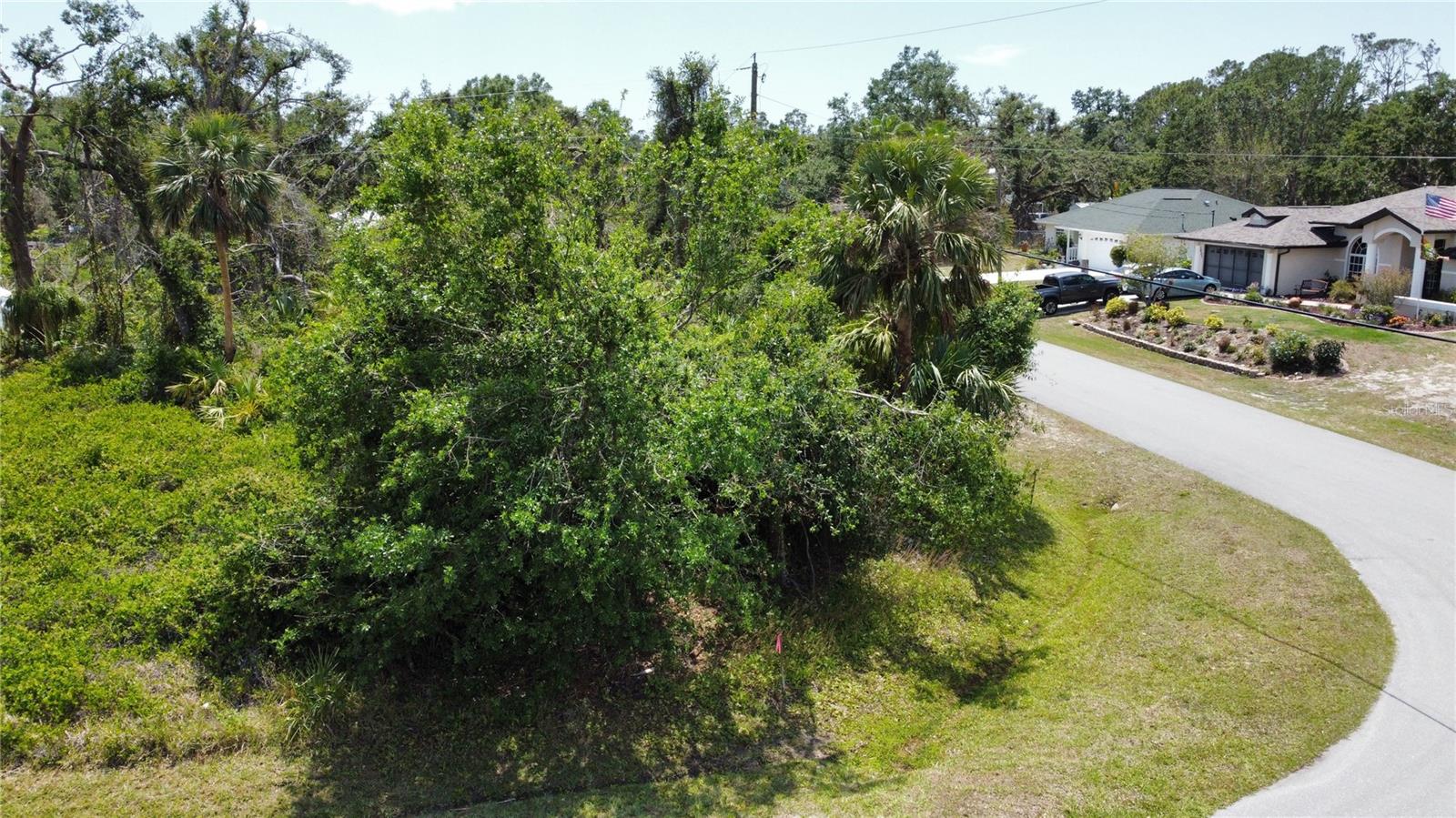 Image 5 of 7 For Aldovin Avenue