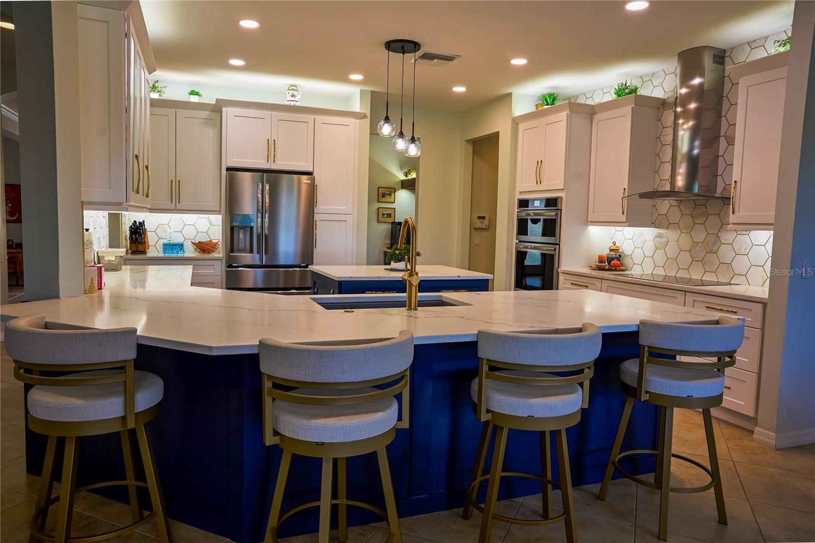 Image 17 of 59 For 19168 Jalisca Street