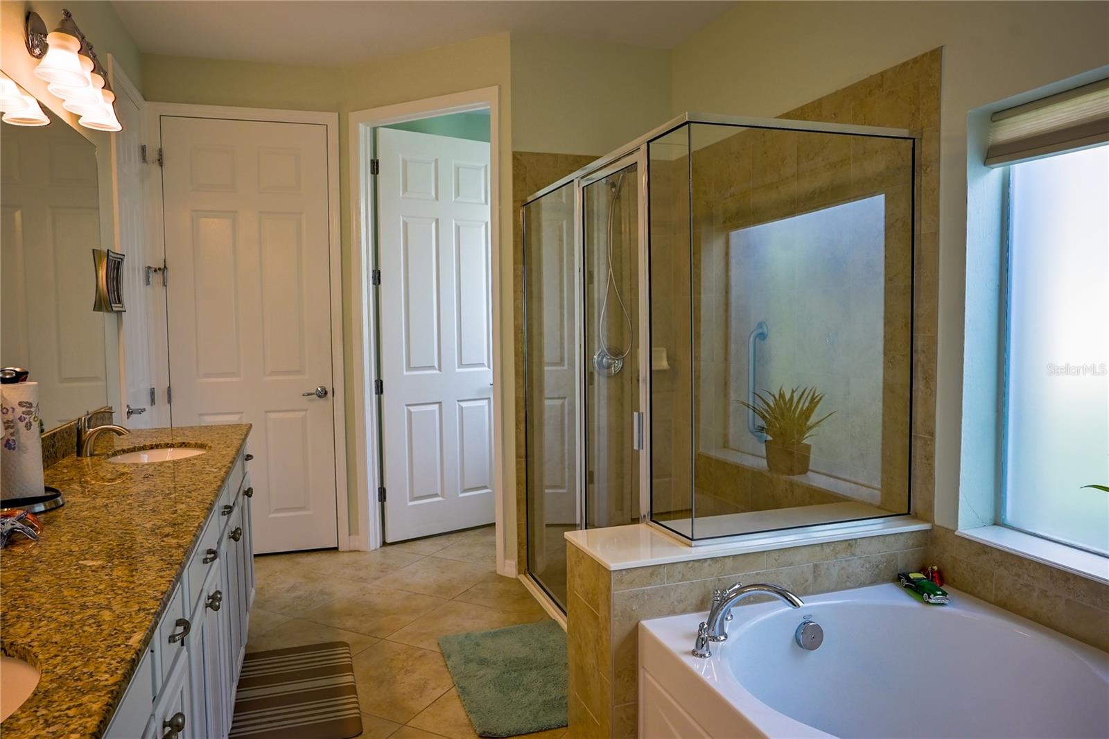 Image 35 of 59 For 19168 Jalisca Street