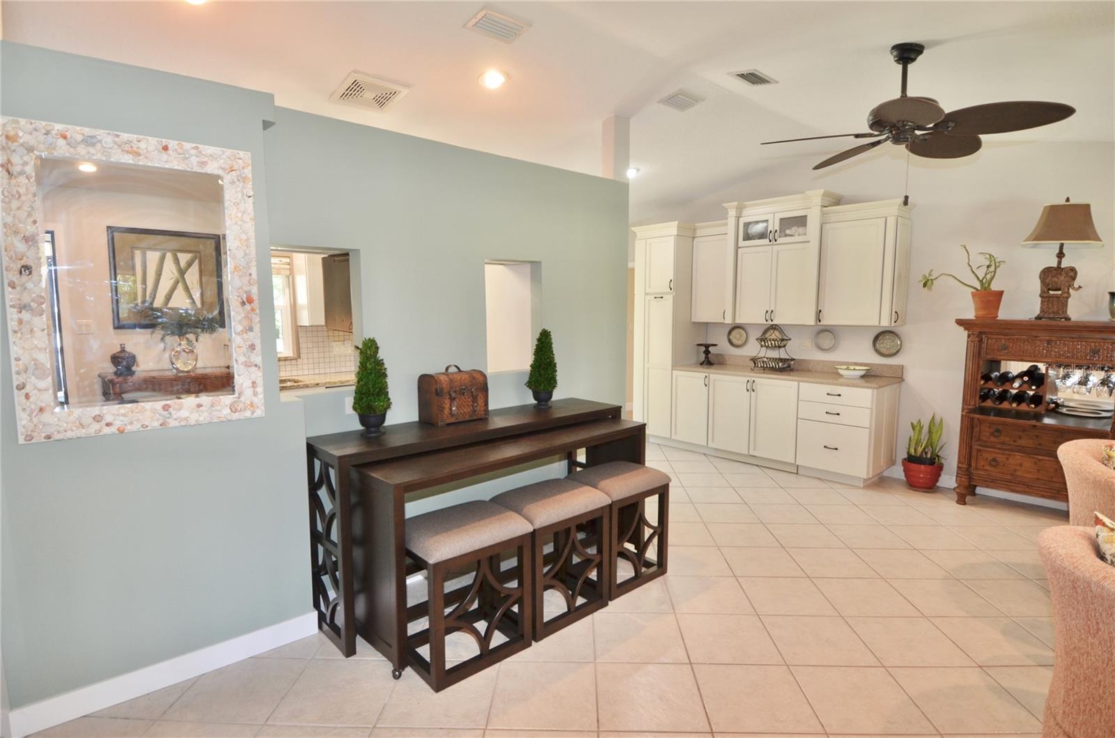 Image 15 of 82 For 1733 Hudson Street