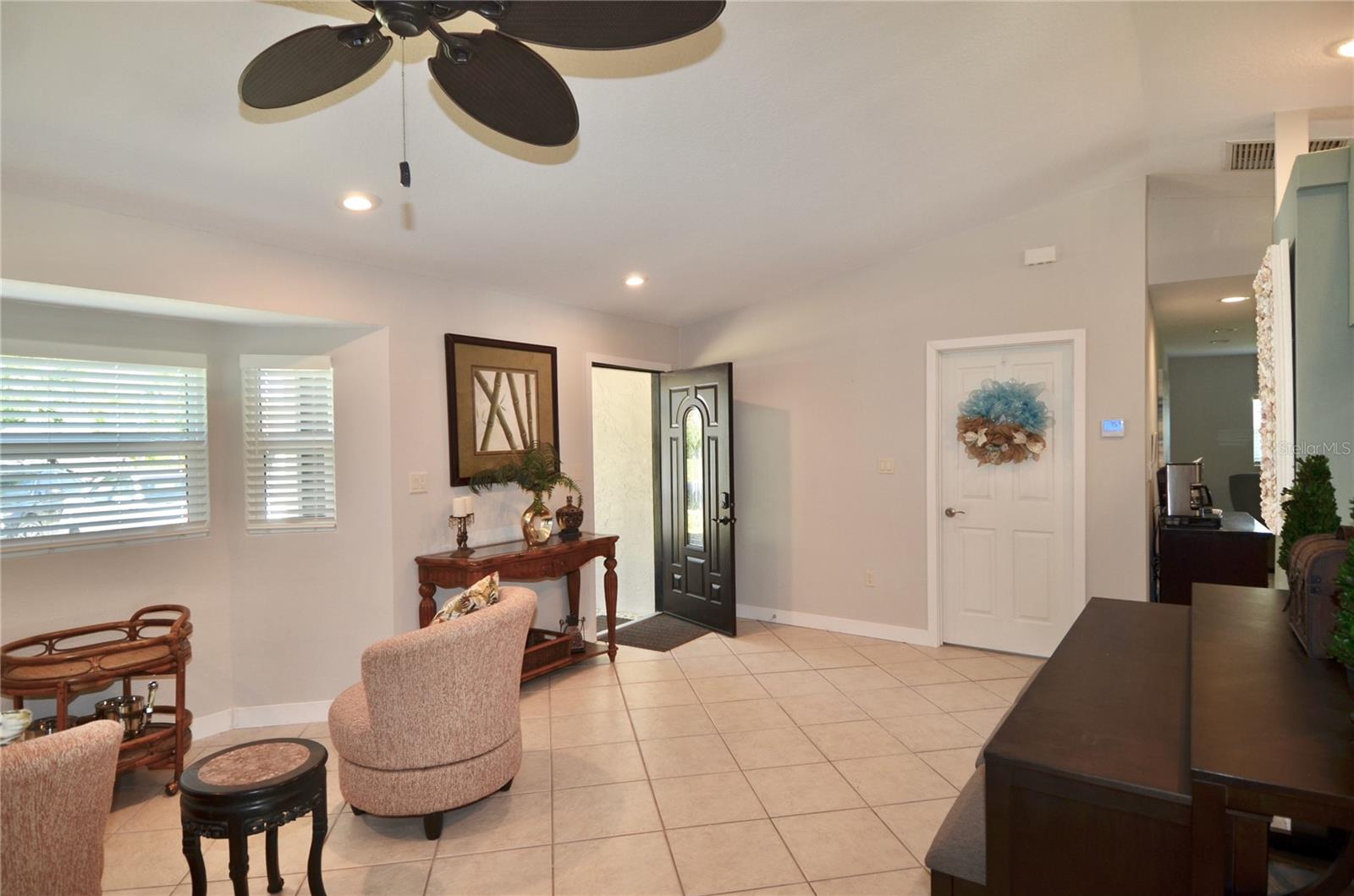 Image 20 of 82 For 1733 Hudson Street