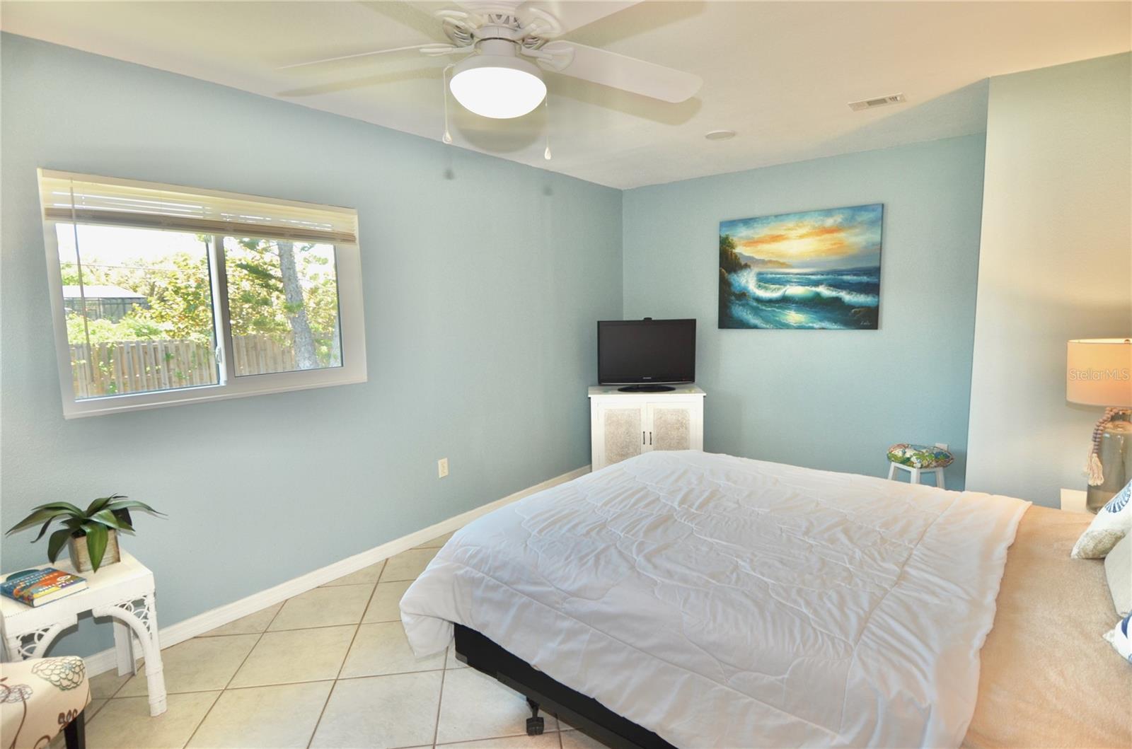 Image 41 of 82 For 1733 Hudson Street