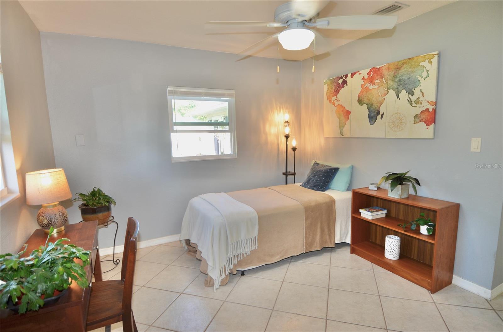 Image 43 of 82 For 1733 Hudson Street