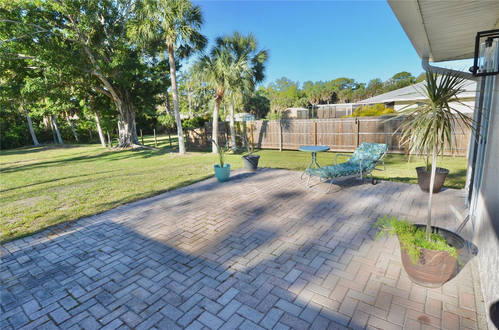 Image 48 of 82 For 1733 Hudson Street