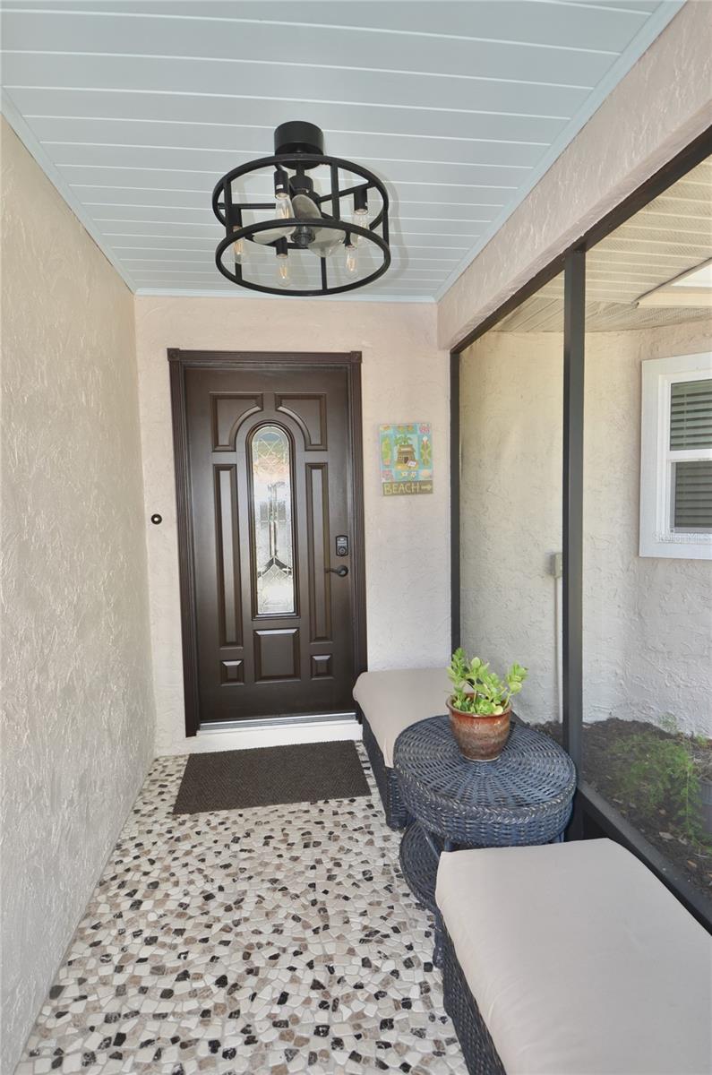 Image 58 of 82 For 1733 Hudson Street