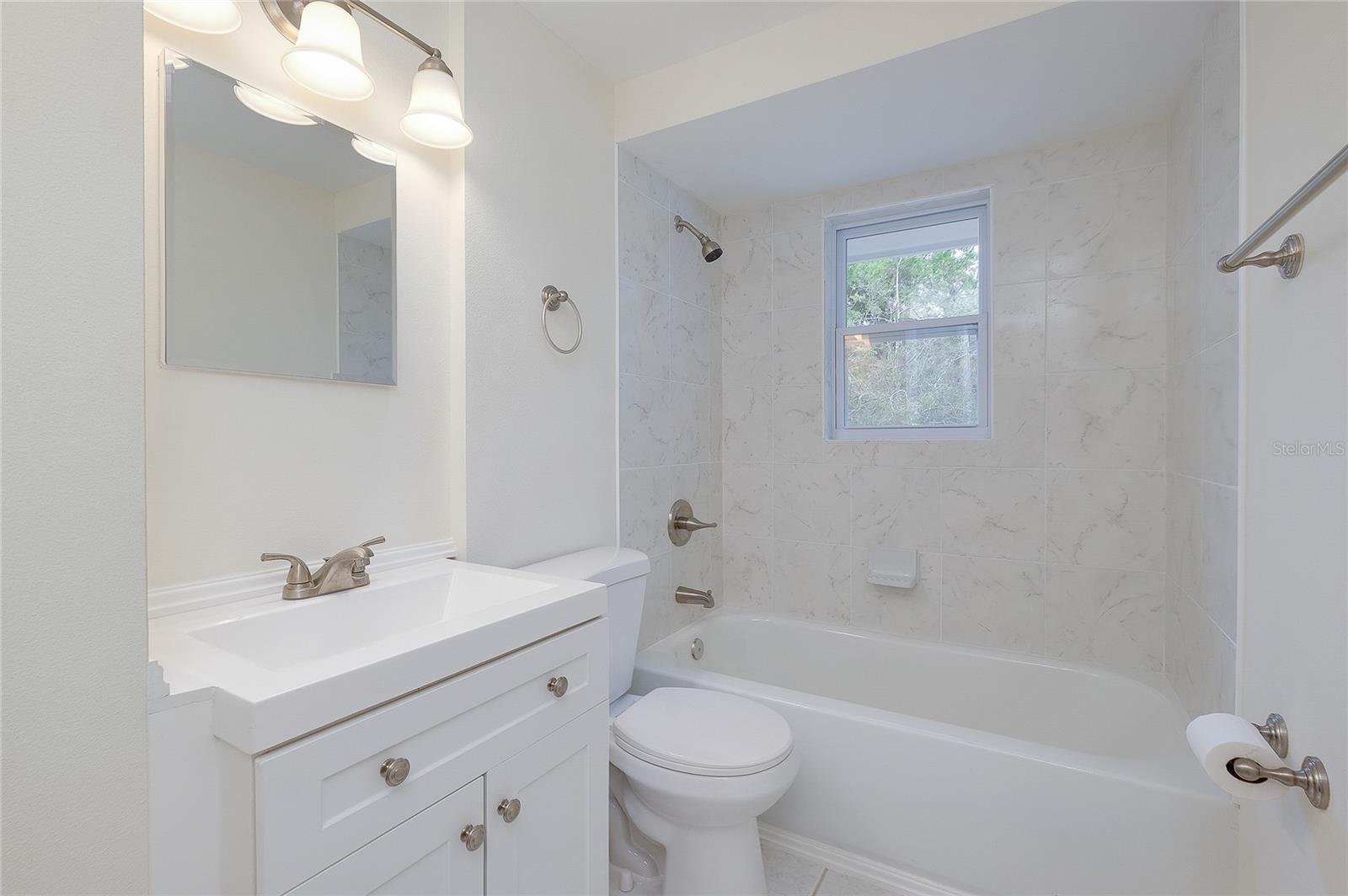 Image 37 of 71 For 470 Artists Avenue