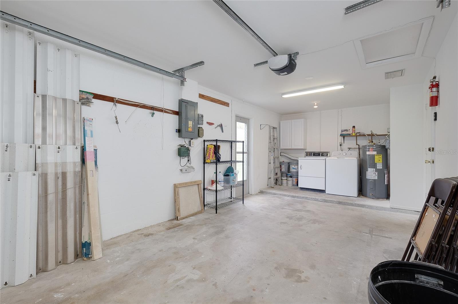 Image 40 of 71 For 470 Artists Avenue