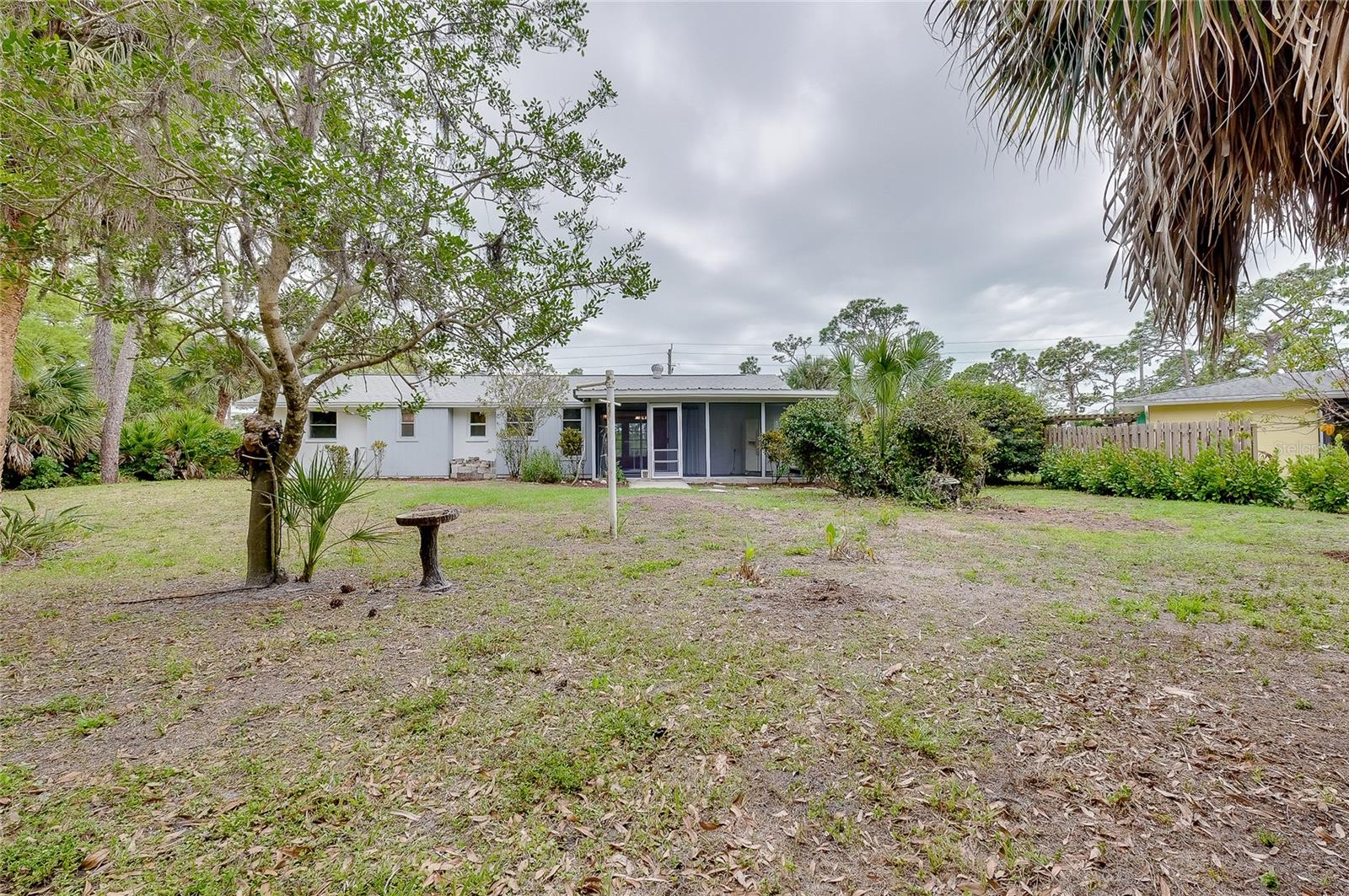 Image 50 of 71 For 470 Artists Avenue