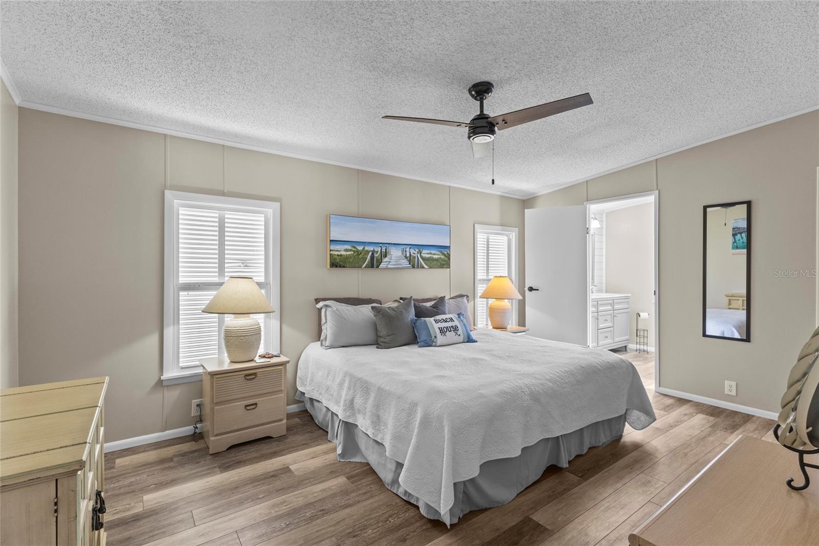 Image 13 of 30 For 611 La Jolla Circle