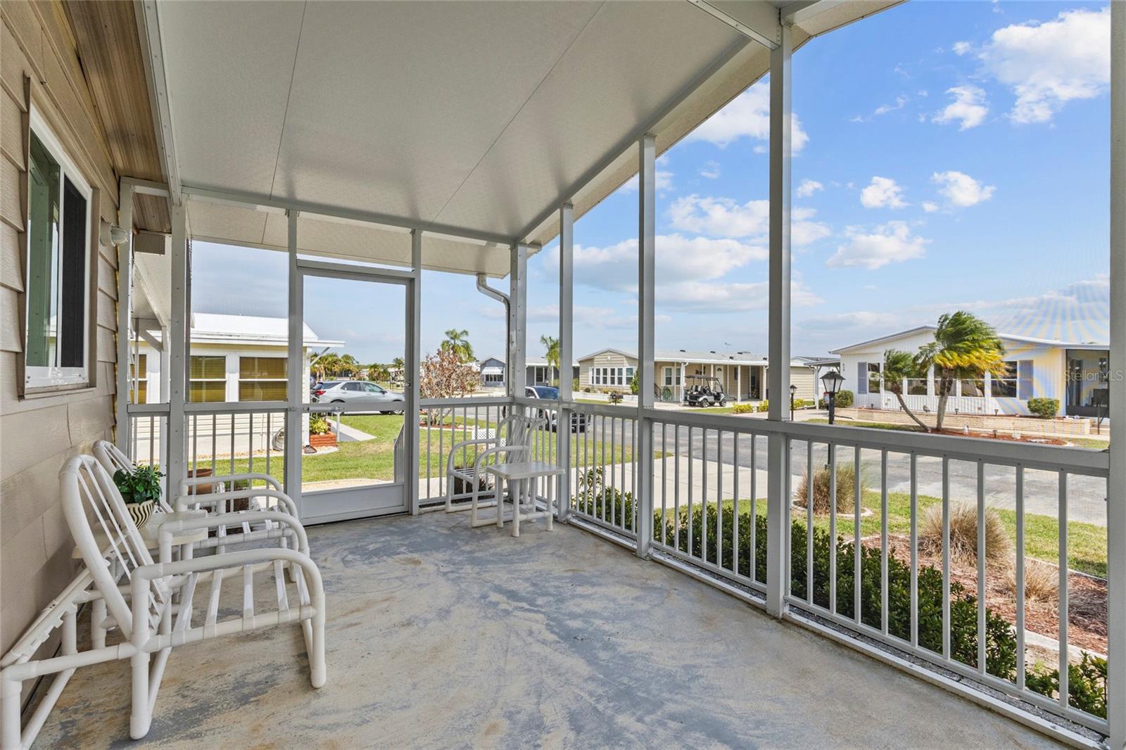 Image 22 of 30 For 611 La Jolla Circle