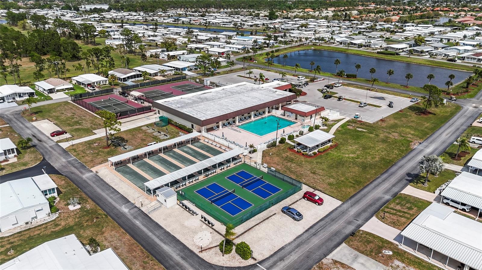 Image 26 of 30 For 611 La Jolla Circle