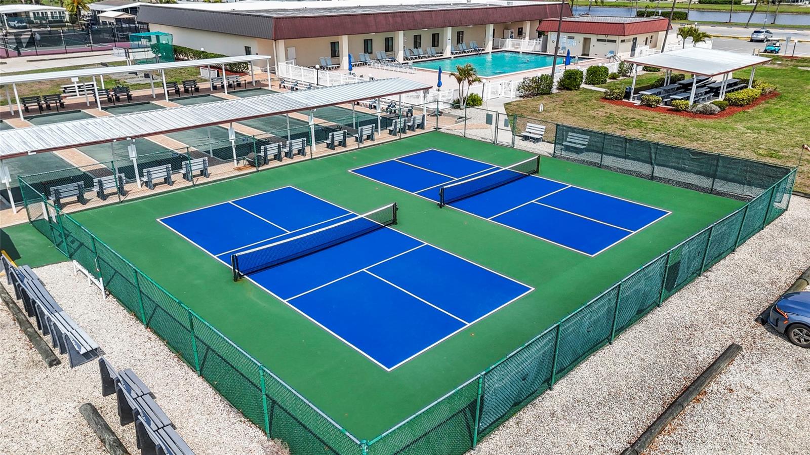 Image 27 of 30 For 611 La Jolla Circle