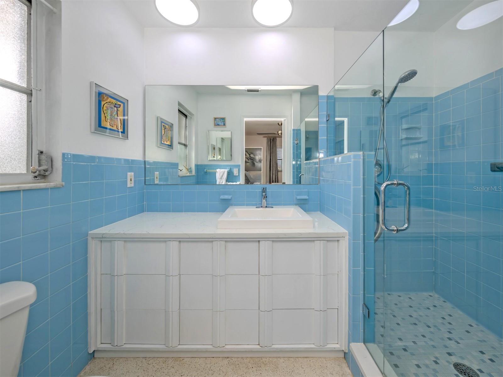 Image 24 of 70 For 1261 Lakeside Drive