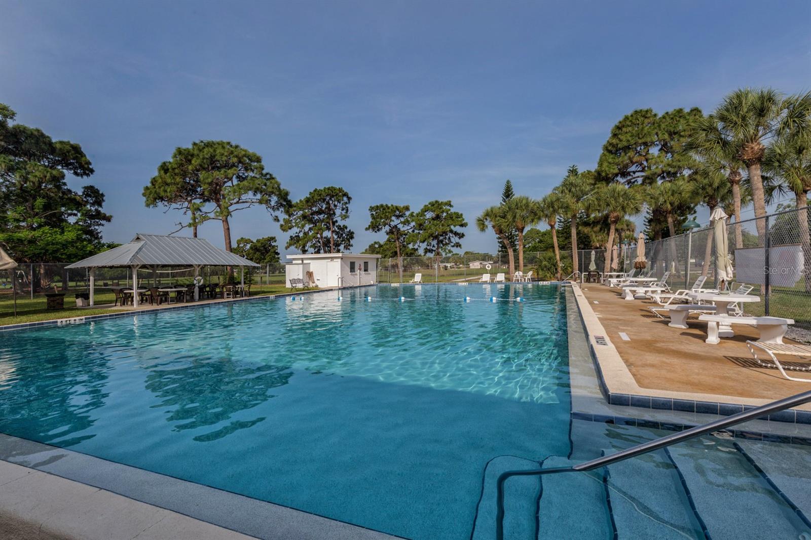 Image 35 of 70 For 1261 Lakeside Drive