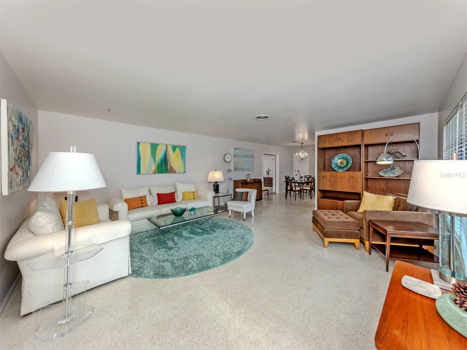 Image 7 of 70 For 1261 Lakeside Drive