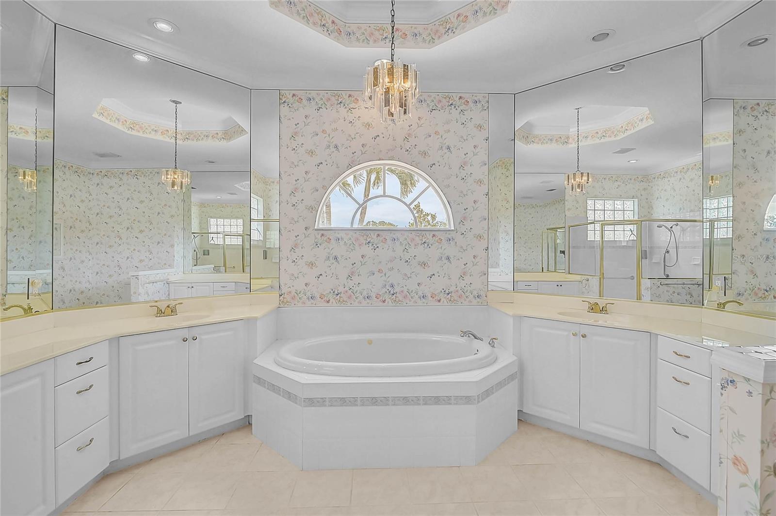 Image 19 of 48 For 4269 Corso Venetia Boulevard