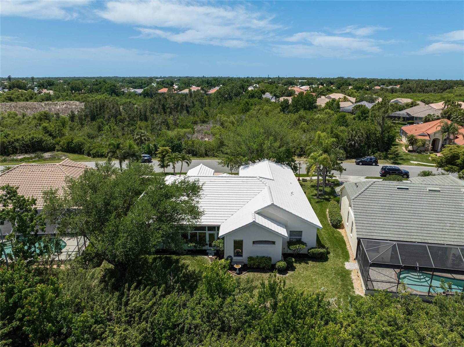 Image 36 of 48 For 4269 Corso Venetia Boulevard