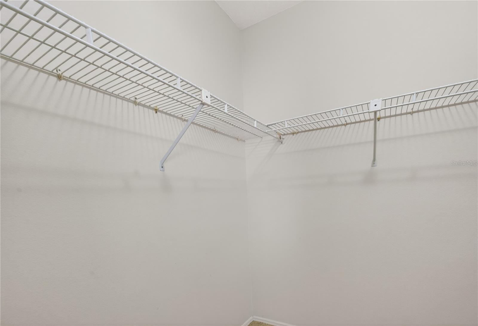 Image 25 of 61 For 5852 Lincoln Road