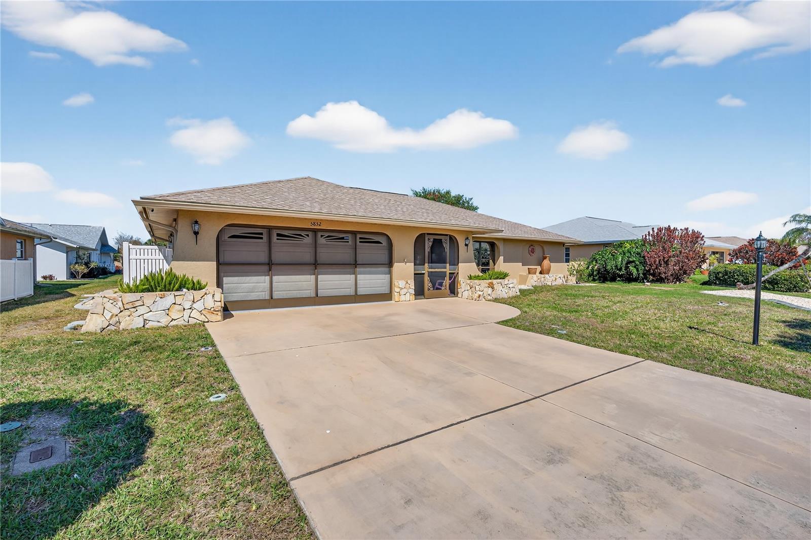 Image 48 of 61 For 5852 Lincoln Road