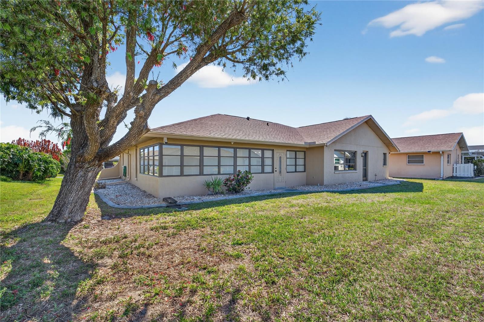 Image 49 of 61 For 5852 Lincoln Road