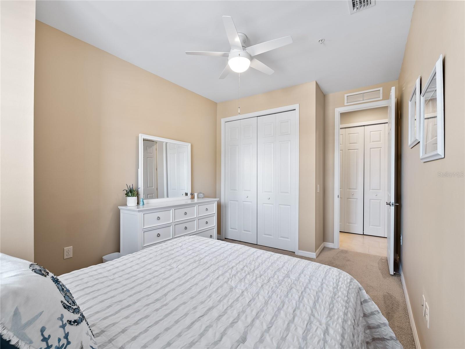 Image 22 of 34 For 121 Porta Vecchio Bend 202