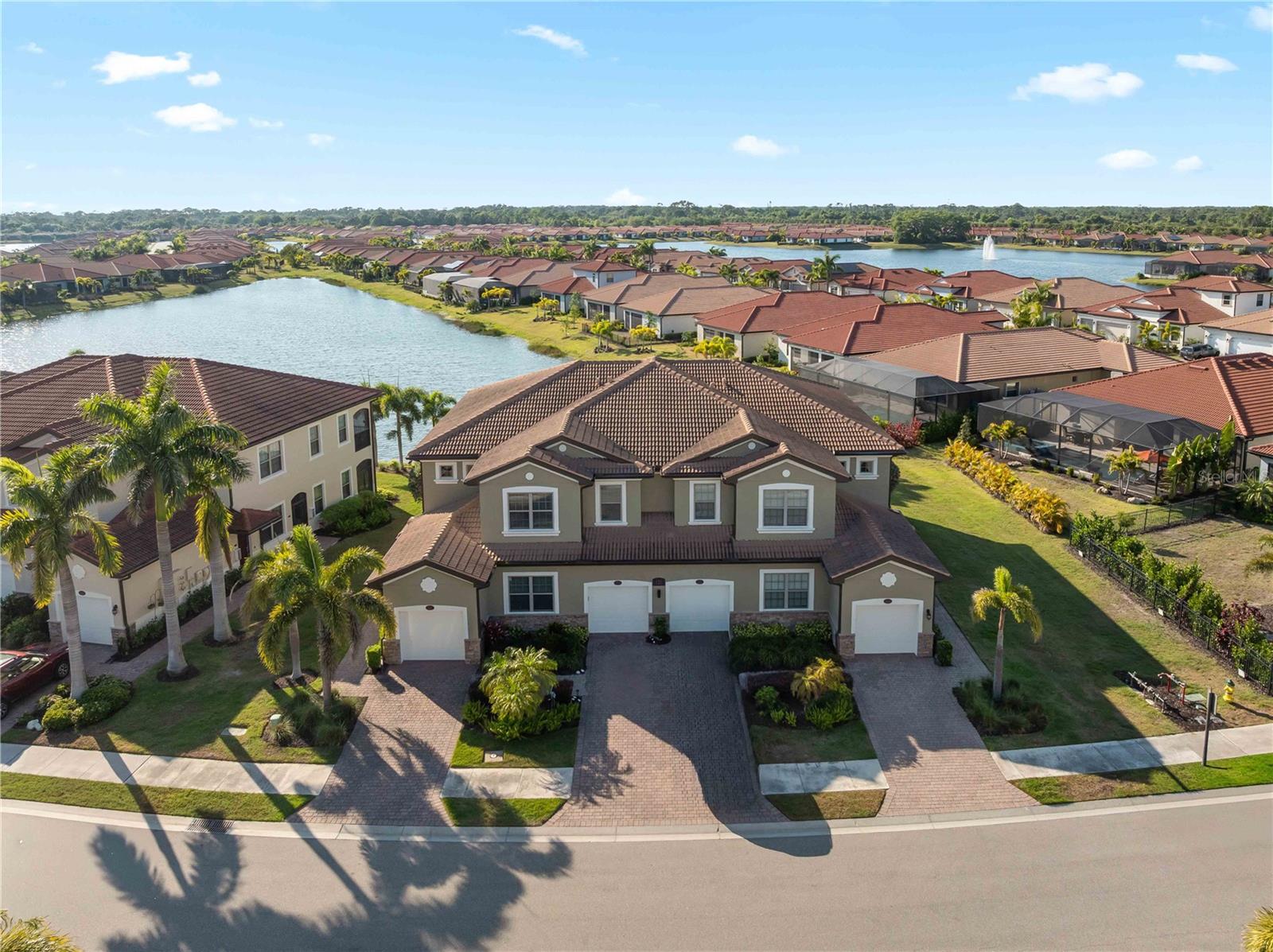 Image 28 of 34 For 121 Porta Vecchio Bend 202