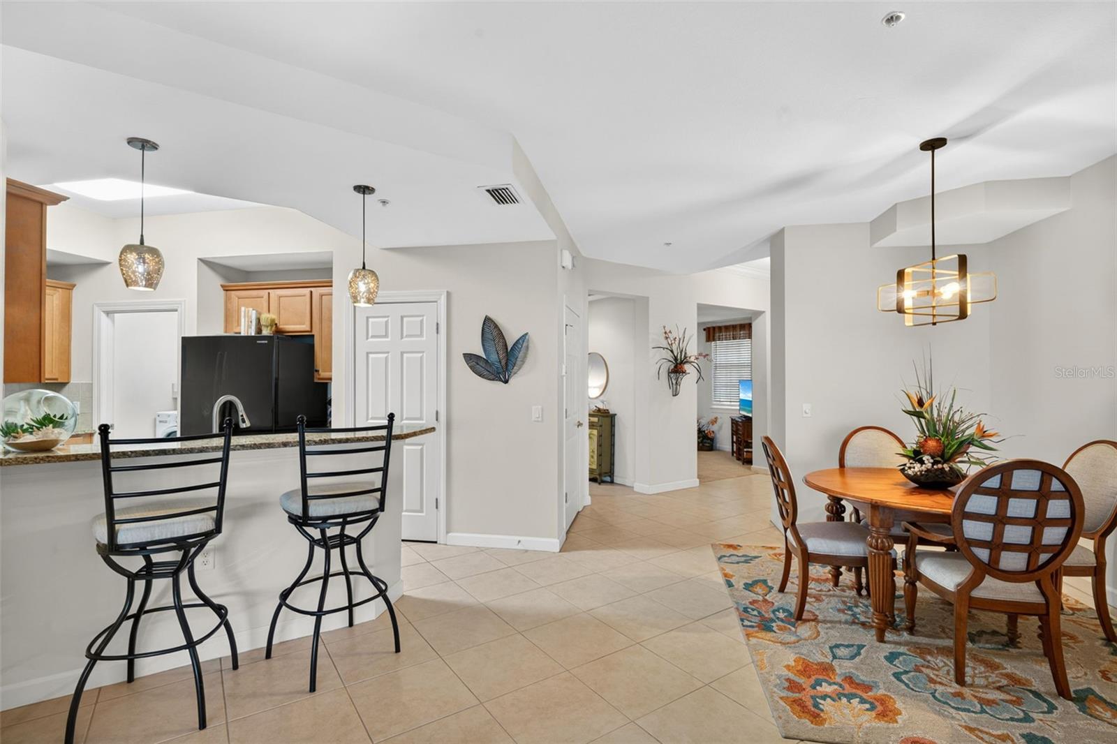 Listing photo id 14 for 8561 Amberjack Circle 302