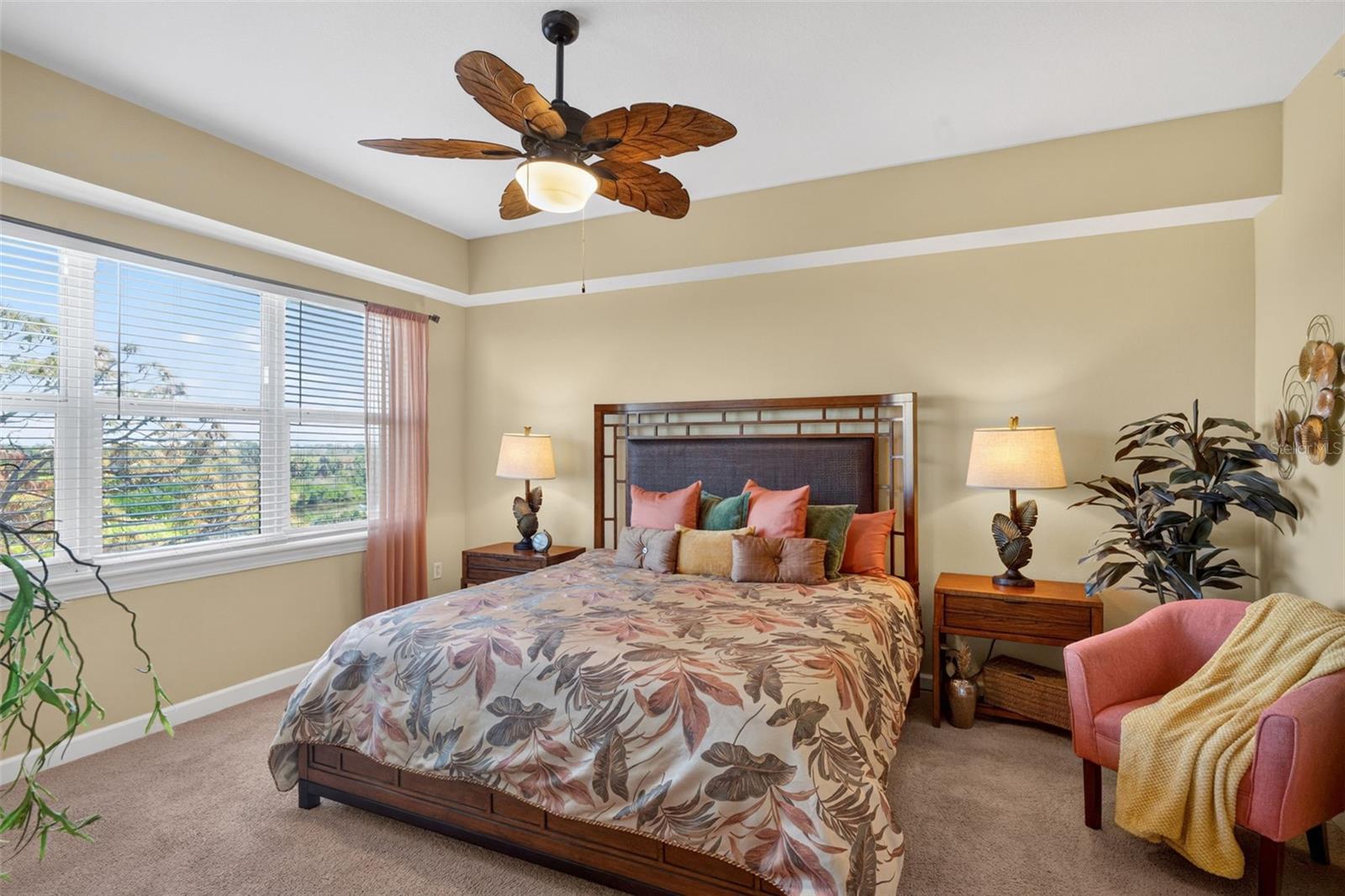 Listing photo id 18 for 8561 Amberjack Circle 302