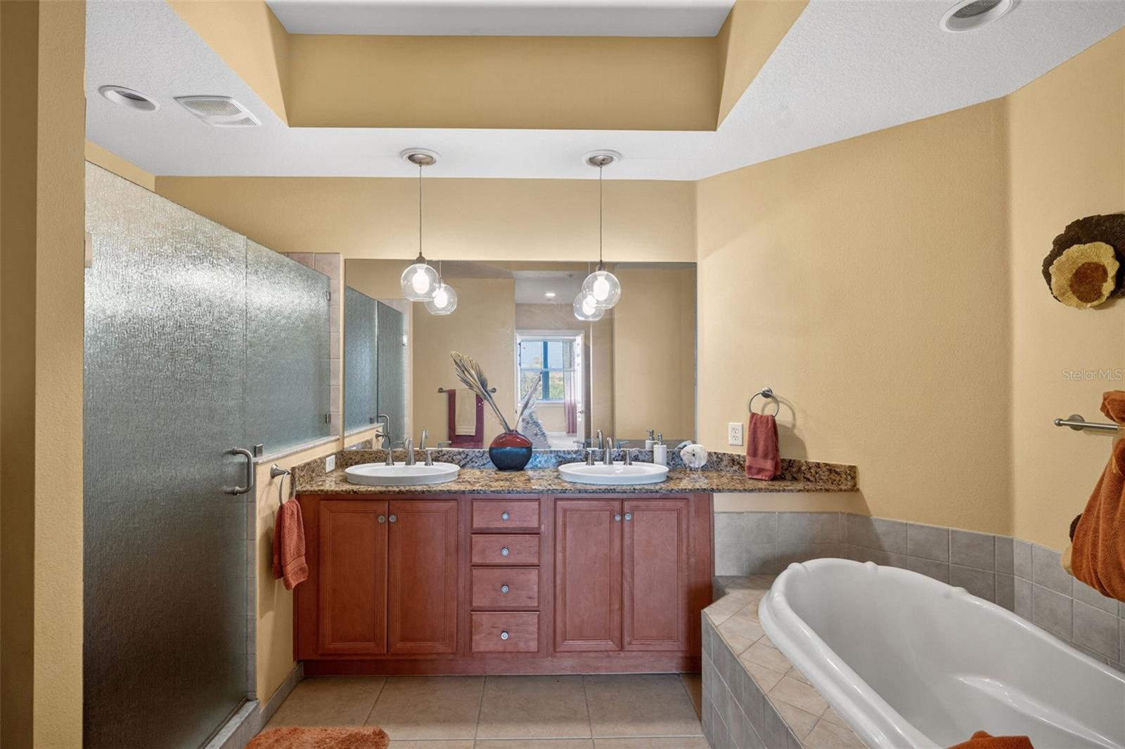 Listing photo id 21 for 8561 Amberjack Circle 302