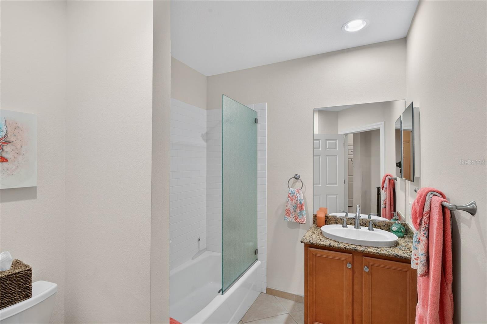 Listing photo id 26 for 8561 Amberjack Circle 302