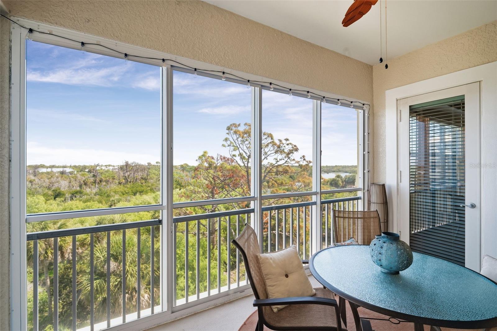 Listing photo id 29 for 8561 Amberjack Circle 302