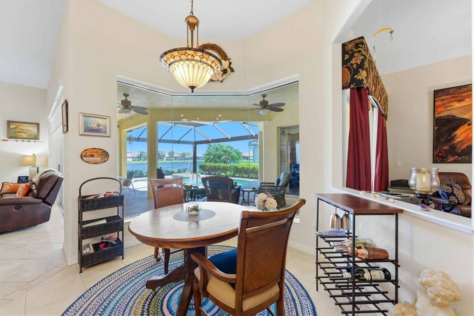 Image 18 of 68 For 5440 Waterview Drive