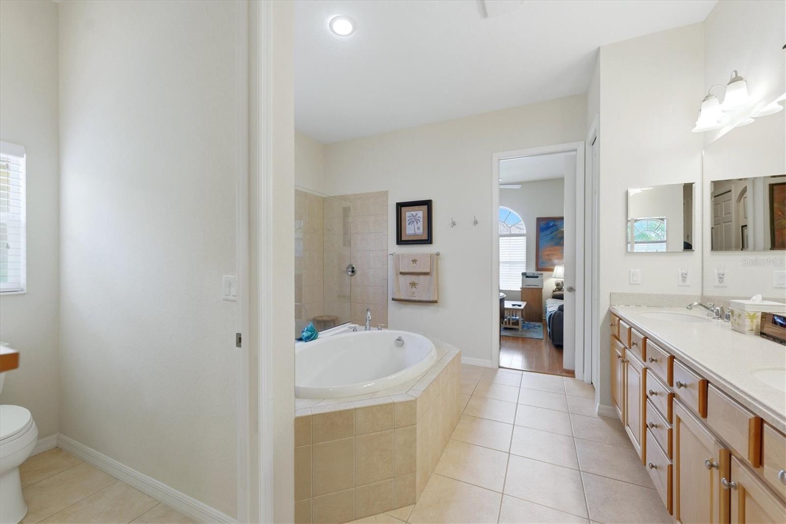 Image 24 of 68 For 5440 Waterview Drive