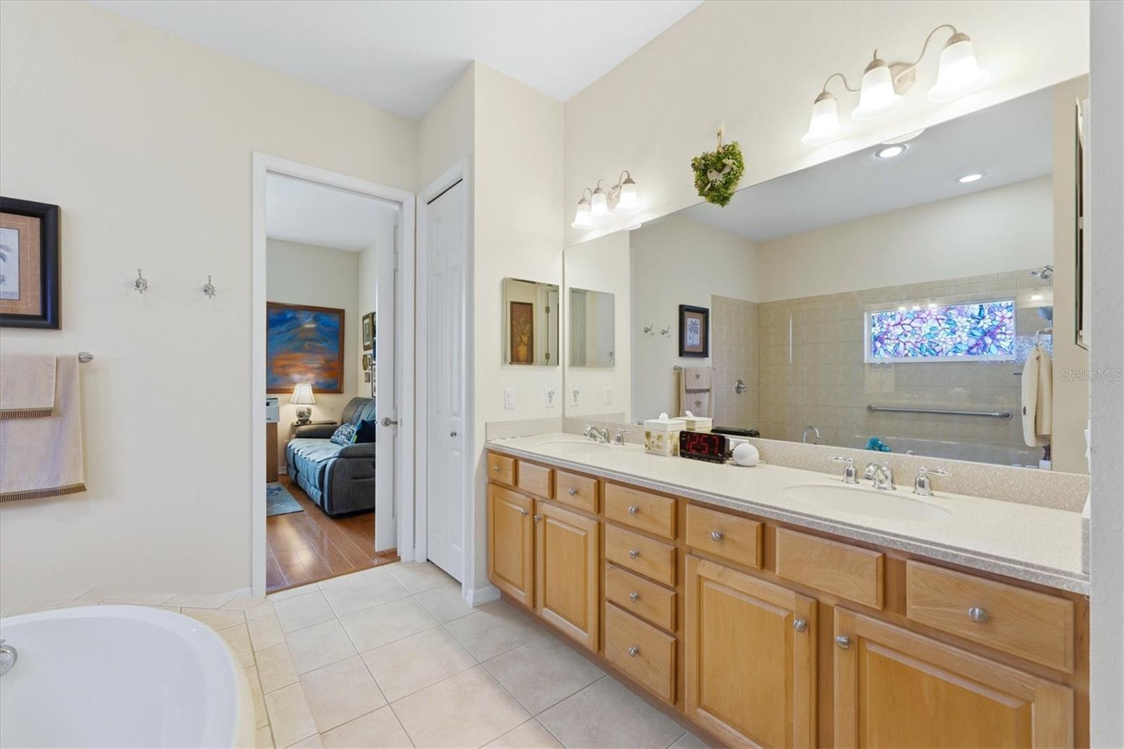 Image 25 of 68 For 5440 Waterview Drive