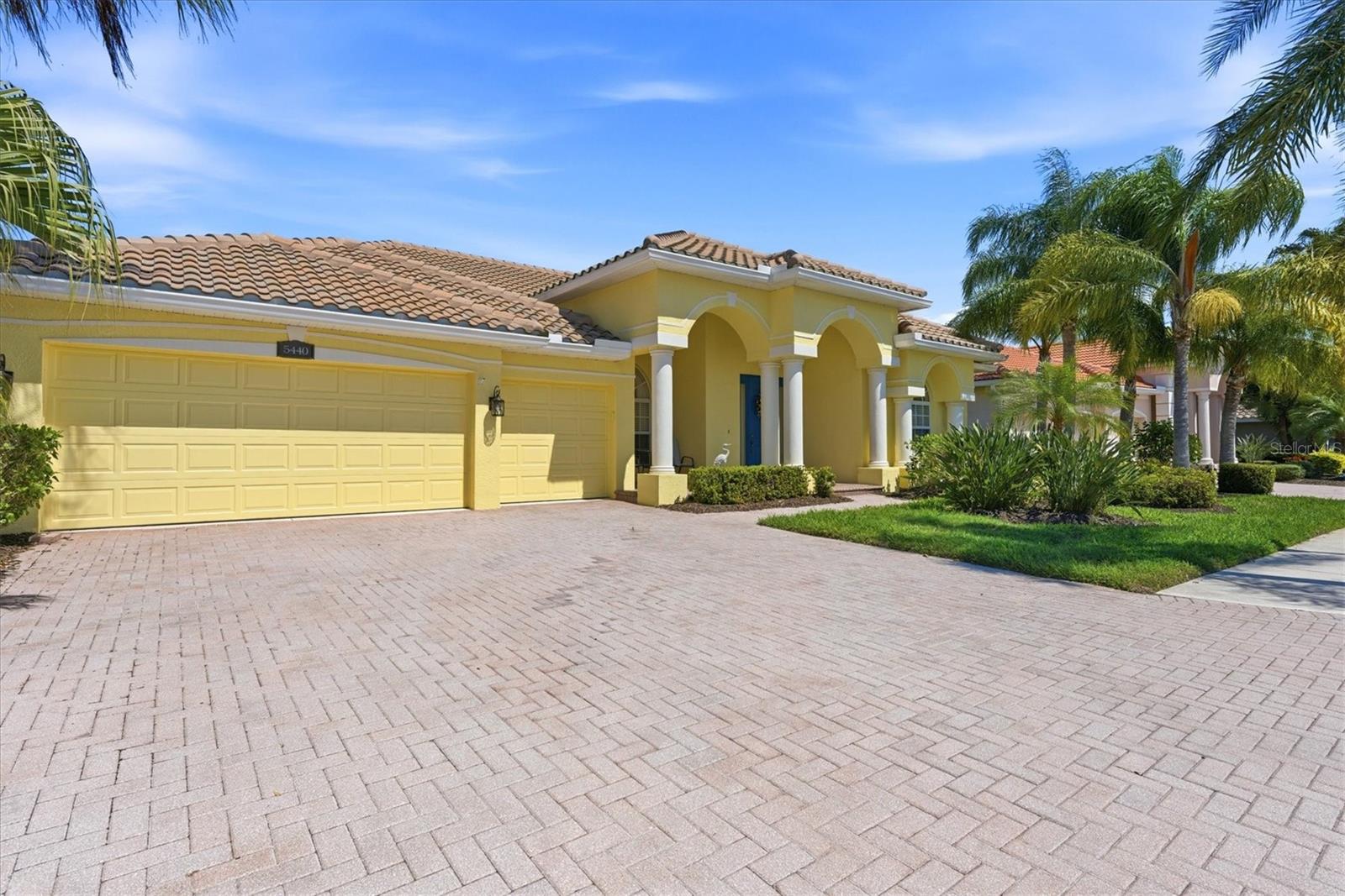 Image 7 of 68 For 5440 Waterview Drive