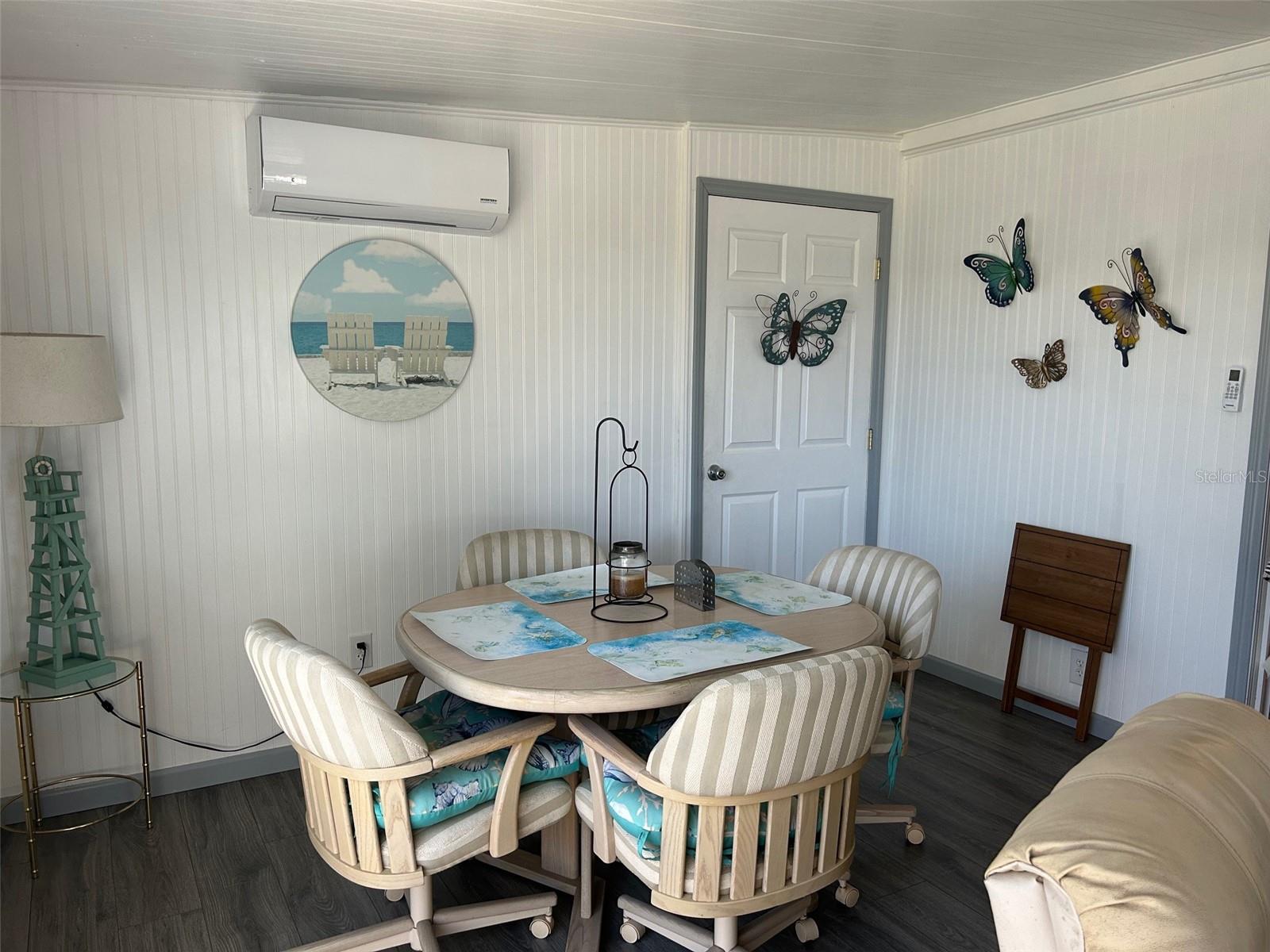 Image 20 of 30 For 196 Palm Harbor Drive