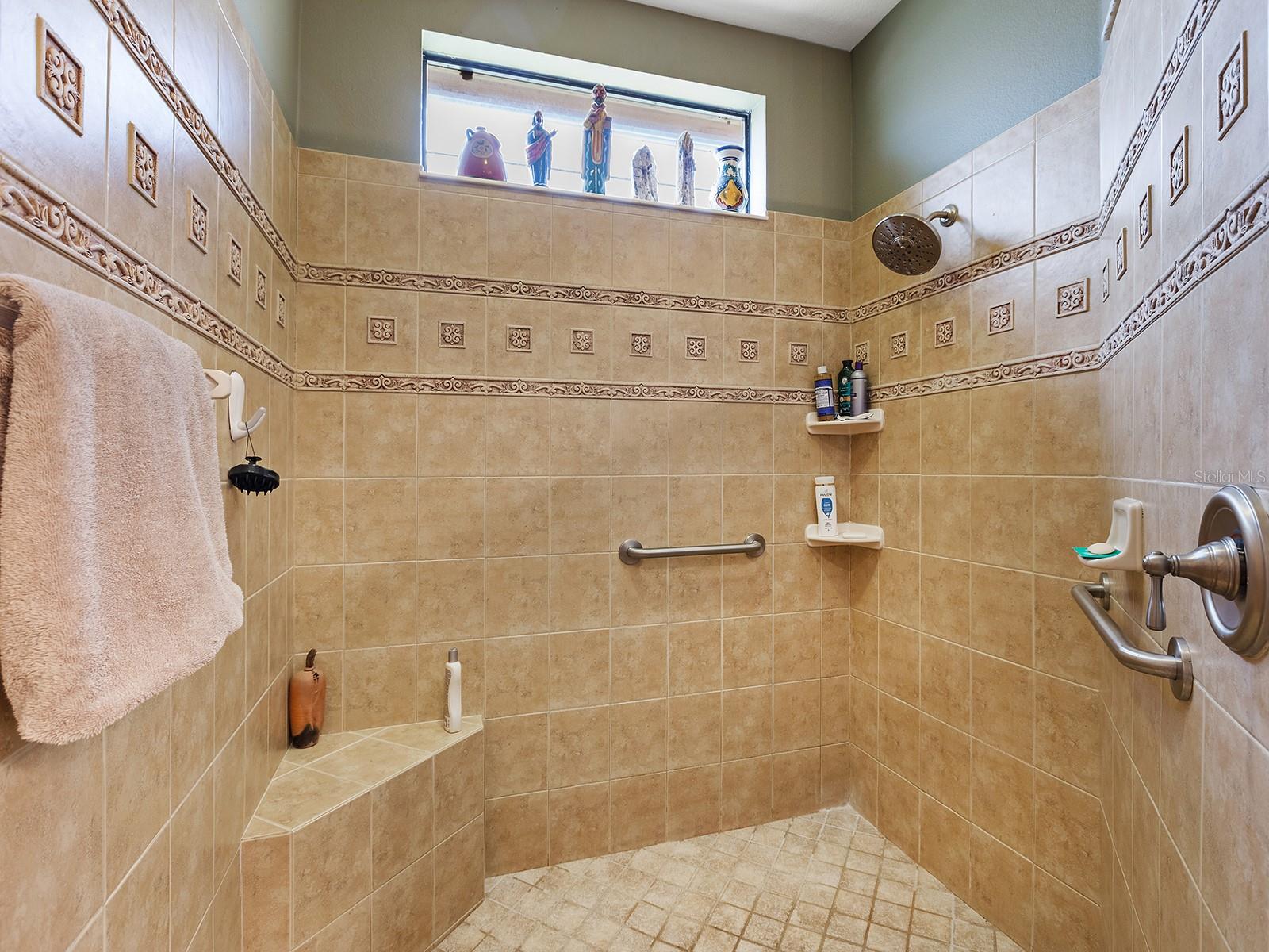 Image 15 of 43 For 20587 Pezzana Drive